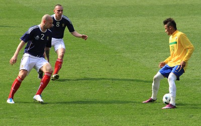 乐竞体育焦点-丁丁的传球太有灵性了