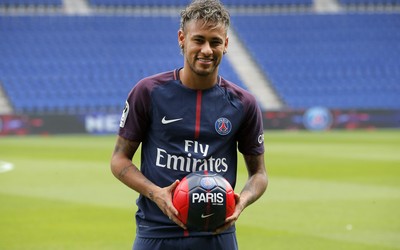 乐竞体育-伊拉克队绝杀球被载入史册