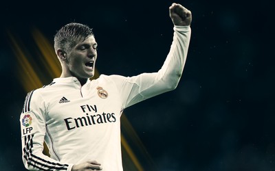 乐竞体育精华-佩洛娃助攻队友头球得分